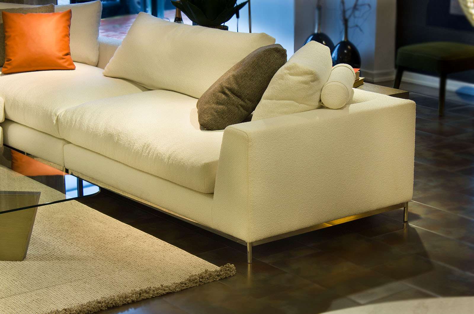 Bristol Köşe Koltuk modelinin bir başka görünümü, özel üretim koltuk, Archidecors
