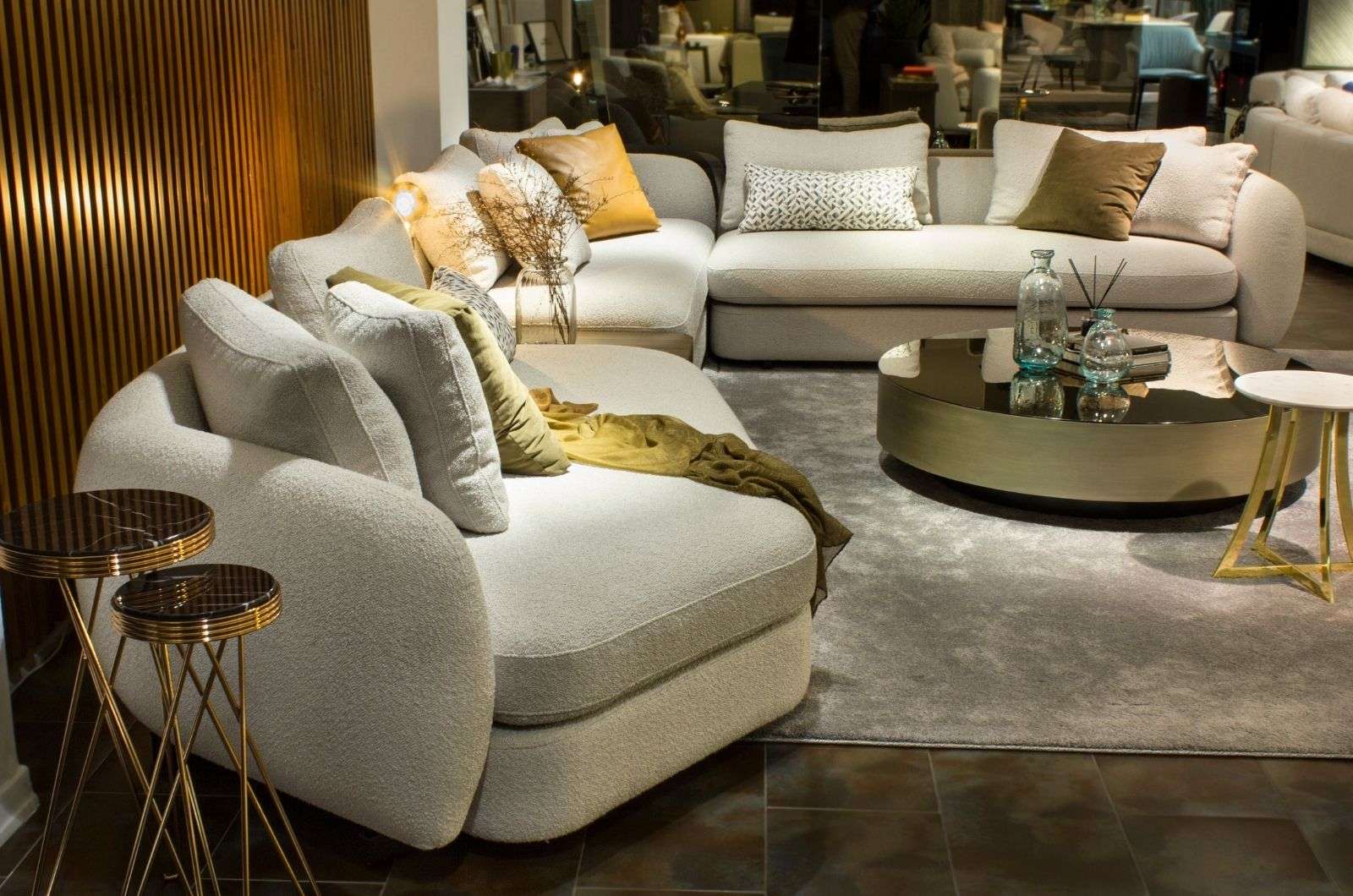 Saint Germain Köşe Koltuk modelinin bir başka görünümü, özel üretim koltuk, Archidecors
