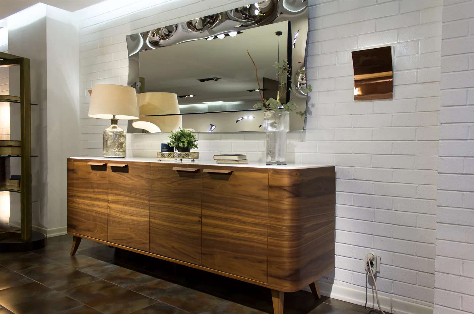 Diedema Marble Console console seen from another angle, handcrafted by Archidecors
