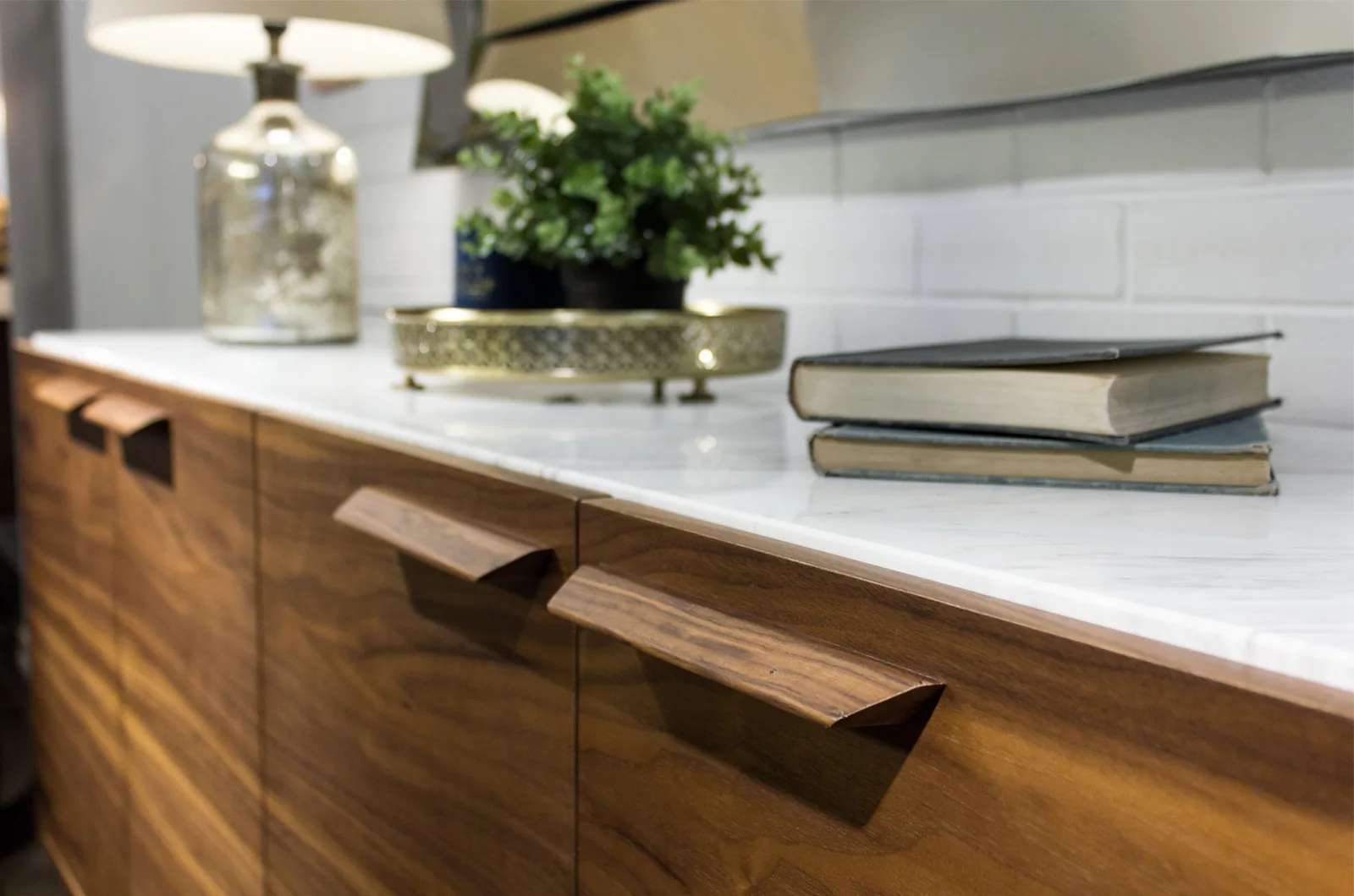 Another view of the Diedema Marble Console console, made to order by Archidecors