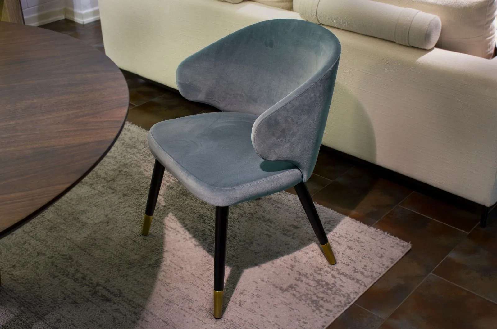Sigma Sandalye, Archidecors özel üretim sandalye modelinin genel görünümü, Modoko İstanbul