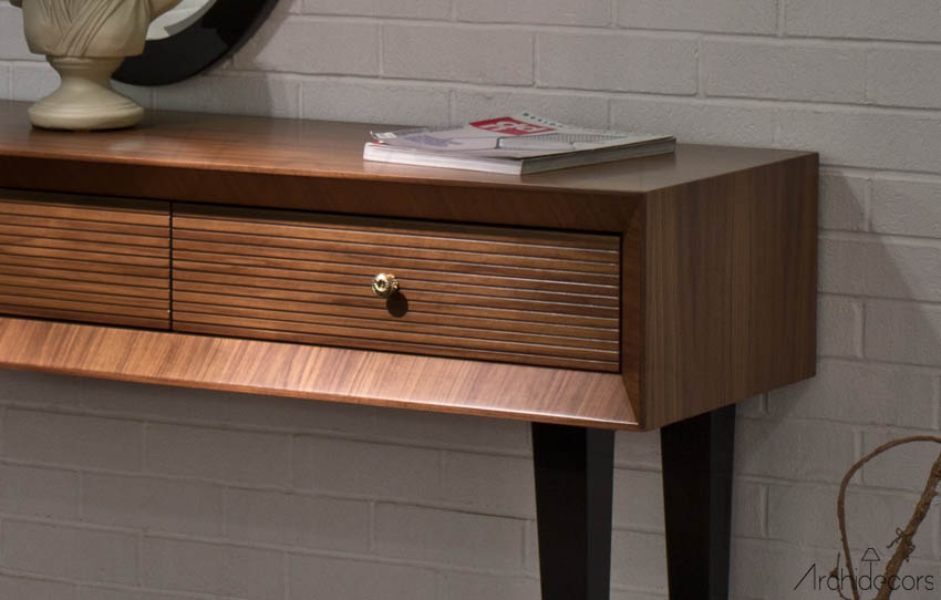 Geo Walnut Sideboard detail view 4