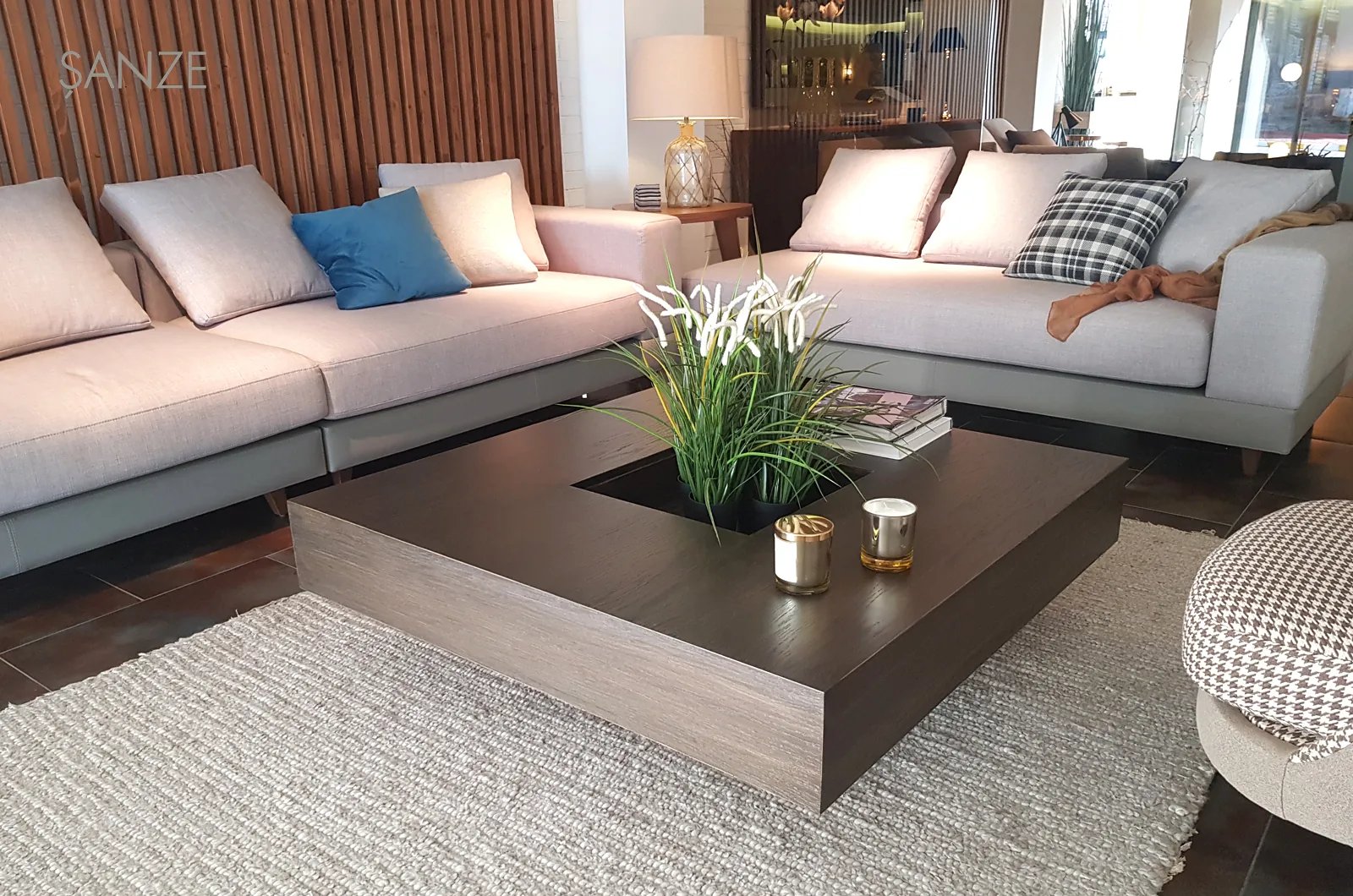 Cozzy Orta Sehpa - 2 sehpa modelinin farklı açıdan görünümü, Archidecors el işçiliği