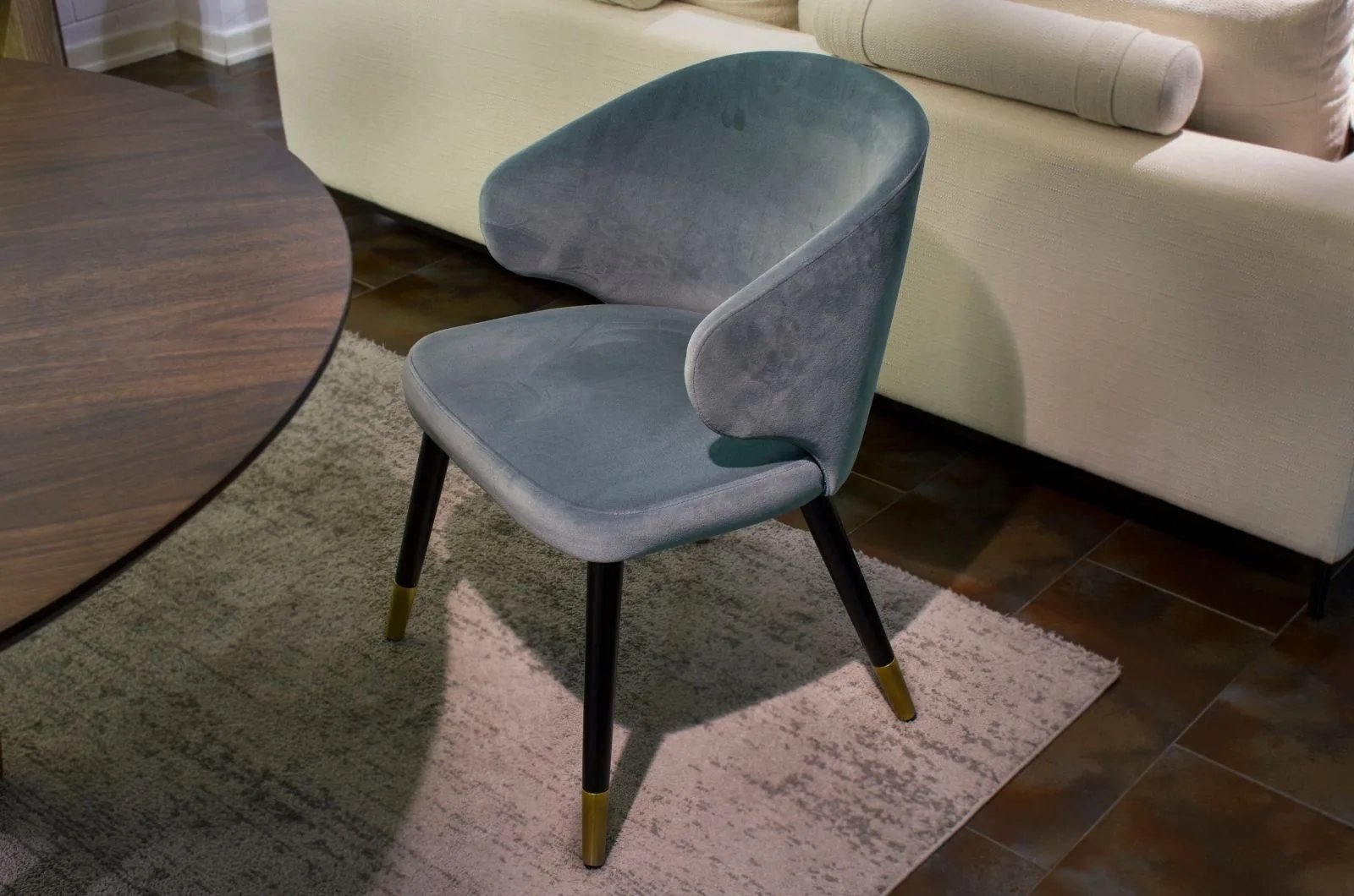 Sigma Sandalye, Archidecors özel üretim sandalye modelinin genel görünümü, Modoko İstanbul