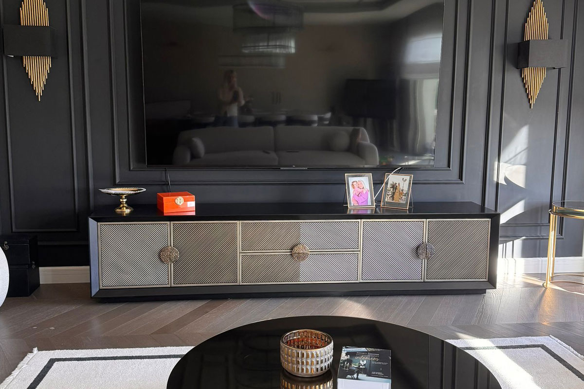 Casablanca Tv Unit detail view 2
